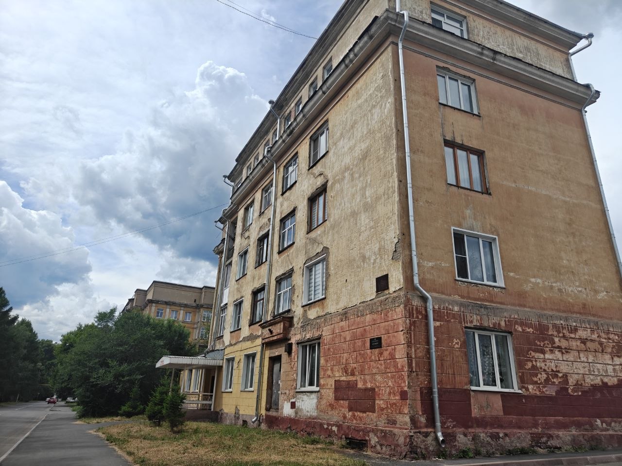 Студенты КемГИК: Матвеева А. А., Мельникова С. Ю. Дата съемки: 06.07.2026.